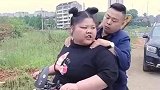 让你抱个腰有这么难吗你不会我只好亲自给你演示了！