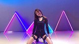 《秀色体坛》第17期：黑丝美女热舞尽显妖娆 豪胸长腿热辣十足