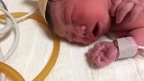 好奇妙！宝宝刚出生和出生4天后的样子，变化不止一点点