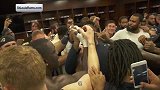 NFL-1516赛季-Jay Z突访圣路易斯公羊更衣室庆祝球队获胜-专题