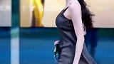 不知道这么漂亮的小姐姐，身价多少才敢追她