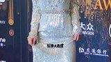 被称为《功夫》中的最美“哑女”黄圣依 37岁依旧颜值巅峰，英气美真的是独一份！搜狐时尚盛典