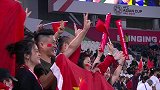 中伊四强争夺战一触即发 看台球迷赛前集结情绪高涨