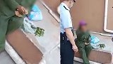 老太打车不给钱 不听民警劝说：别拿派出所吓唬我 我有残疾证