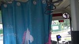 哺乳期妈妈出行不发愁！女公交司机在车上设置妈咪小屋