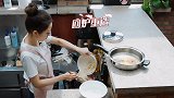 郎朗老婆不食人间烟火，连面条都煮不熟，谁注意婆婆的表情？