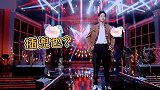 王一博走秀想要插口袋摆个帅pose，结果裤子没有口袋