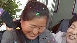 大衣哥村里的项目开业，庆典很热闹，大衣嫂成了主角！