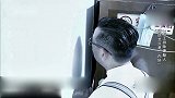红雷难得聪明一次大脑开始飞速运转，能找出真凶吗