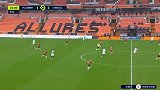 上半场补时第1分钟洛里昂球员蒙康杜特射门 - 被扑