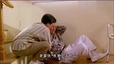 两个女人打架，老女人使出龙爪手，年轻美女被虐惨了！