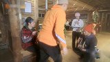 黄子韬笑场中断表演，王彦霖才华毕露，真是大家的开心果