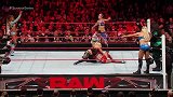 WWE-16年-RAW第1224期：3V3组队赛班克斯&贝莉&福克斯VS夏洛特&布鲁克&贾克斯-全场