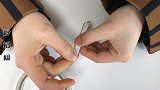 把刀片粘在梳子上，能解决大家都困扰的问题，效果太神奇了