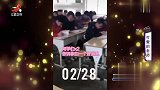 当年轻女老师遇上熊孩子,“凶残”与温柔瞬间切换