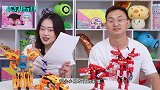 小志挑战卡点换装变形恐龙 小鱼挑战吹气球变形 心奇爆龙战车