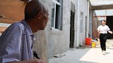 你弟才7岁，你不养，他咋办？女儿气氛回怼，父母顿时哑口无言