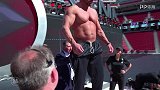 WWE-18年-幕后视角重温摔跤狂热31-HHH终结者造型是如何炼成的-专题