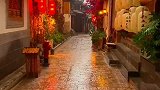 我才23岁，一个人来了丽江，一个人开了客栈，做什么都是一个人