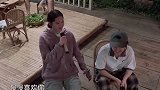 张子枫和欧阳娜娜早期同框照 真的不太像是相差一岁的样子娱乐播报台