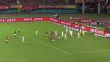 null nullVSnull 佩西诺维奇(长春亚泰) 21' 空中拼抢