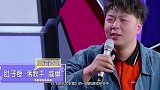 谢娜穿着裙子瘫坐在地，何炅8字提醒谢娜，情商暴露无疑