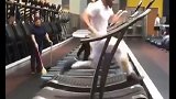 这样的跑步机请给我一打！