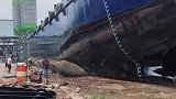 这船这么下水，不怕下水就破吗？
