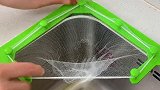 在水槽角落挂上这个沥水篮，再也不担心残羹剩饭堵塞下水道了好物推荐