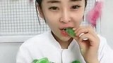 看看这个像杨桃吗？还有点好吃。