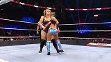 RAW第1483期：新加冕的女皇维嘉 马上就迎来了露珠的挑战