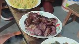 食一碗人间烟火，饮几杯人生起落