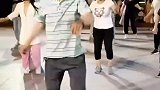 大爷整个灵魂都在跳舞