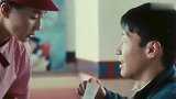 邓丽君的《甜蜜蜜》句句甜入心扉，人美歌甜百听不厌。