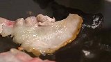 吃饭偶遇前男友，这也太尴尬了吧