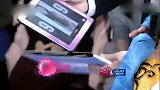 42岁单身汉来相亲，一上台就遭美女嫌老，不料他一首歌惊艳全场