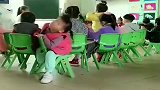 萌娃女儿幼儿园老师给我发来的视频，这画面，是辫子惹的祸吗