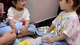 一人做事一人当,籼籼做事爸爸当  小鹿蓝蓝宝宝零辅食