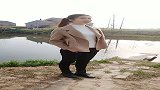 如今的男人都喜欢苗条身材的女人，我这个小胖子是没人要了