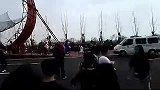 看得人胸口疼 莲花汽车飞行秀表演出意外