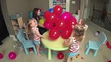 妈妈启动吹气球神器，一大波气球快速吹好，五个娃瞬间笑开了花