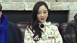 李小璐带女儿游环球影城，母女大秀朝天蹬，甜馨个头超妈妈肩膀