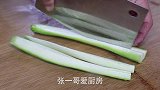 丝瓜和鸡蛋这样做，汤鲜味美，清淡不油腻，做法简单，比吃肉都香