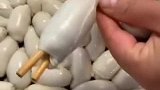 街头著名小吃的前期做法