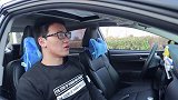 教练询问学员的家底，暗示对方送礼，结局真是太逗了