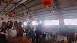 1个肘子，2条鱼，3盘牛肉，农村喜宴30道菜，一桌8个人