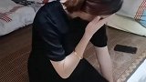 女子空调开制热说空调制冷没效果