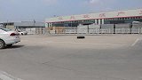 这么负责任的教练真不多见，全程跟随车辆陪练，徒手推车耐心讲解