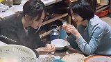 张子枫吃瓜吃到杨紫身上，追问和张艺兴恋情，杨紫直言妹妹变了