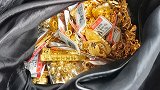 为还债赌徒变盗贼，一夜偷走金店80万首饰 作案现场曝光